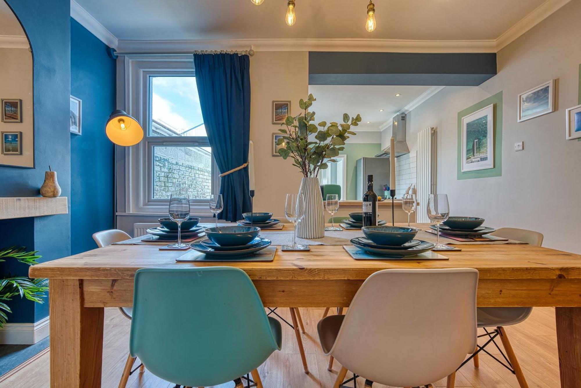 2 Bedrooms Modern, Stunning & Stylish Contractor House, Prime Portsmouth Location With Free Parking Permit, Summer Special Offer!! - By Blue Puffin Stays 外观 照片