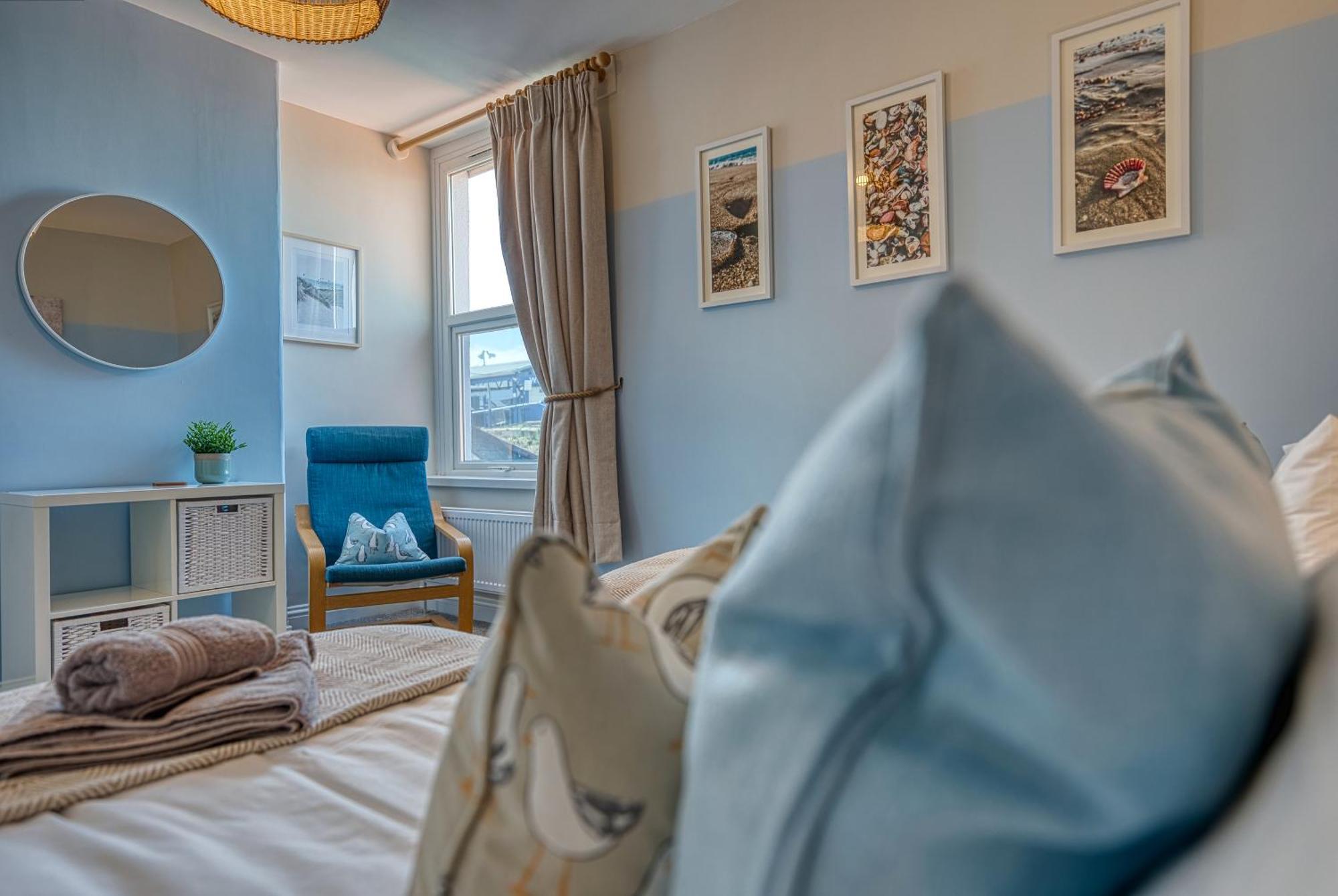 2 Bedrooms Modern, Stunning & Stylish Contractor House, Prime Portsmouth Location With Free Parking Permit, Summer Special Offer!! - By Blue Puffin Stays 外观 照片